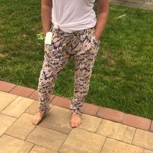 NEW Maaji Pink Tan Hawaiian Print Resort wear Beachwear Pants size small
